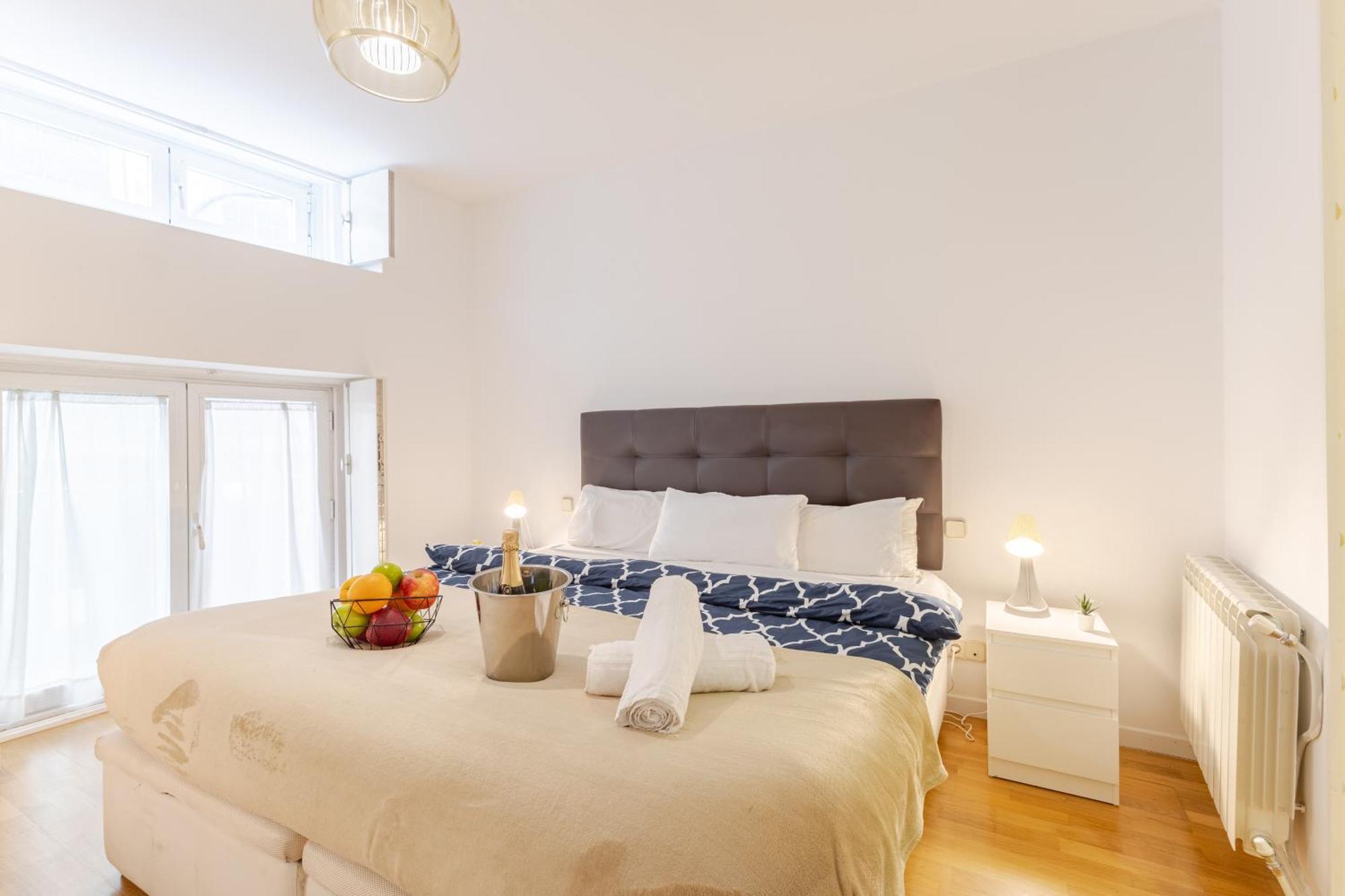 מדריד Mad Coco Aparts & Suites Centro Sol מראה חיצוני תמונה